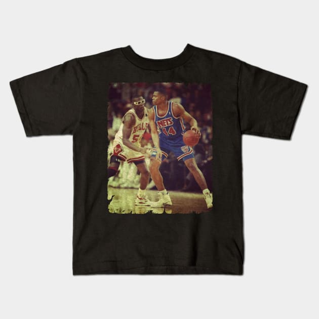 Derrick Coleman vs Horace Grant - Young DC Battling Horace Kids T-Shirt by MJ23STORE